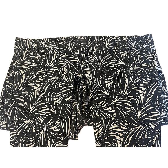 The Limited Urban Jungle Black & White Print Ankle Pant Plus Size 22W - Picture 3 of 5